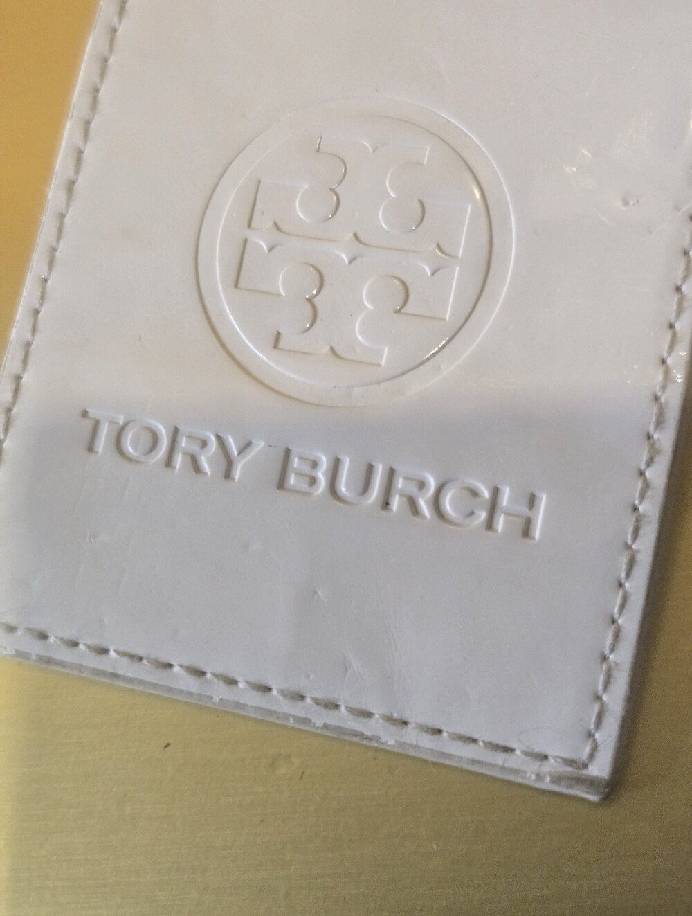 Tory Burch White Patent Leather Luggage Tag Bag Charm Embossed Logo Fob 3.5x2.25
